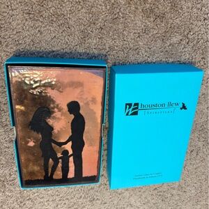 Houston llew spiritile